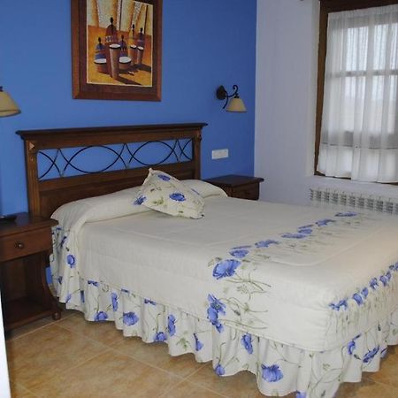 Hotel Rural La Corte De Los Pinares Винуэса Экстерьер фото