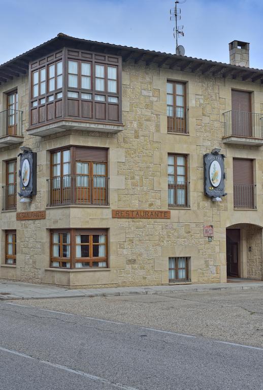 Hotel Rural La Corte De Los Pinares Винуэса Экстерьер фото