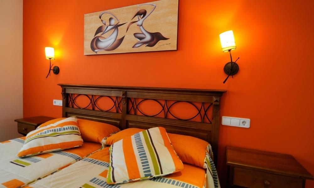 Hotel Rural La Corte De Los Pinares Винуэса Номер фото