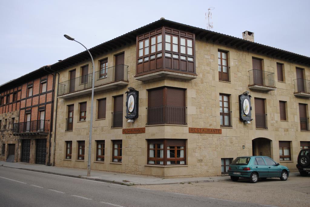 Hotel Rural La Corte De Los Pinares Винуэса Экстерьер фото