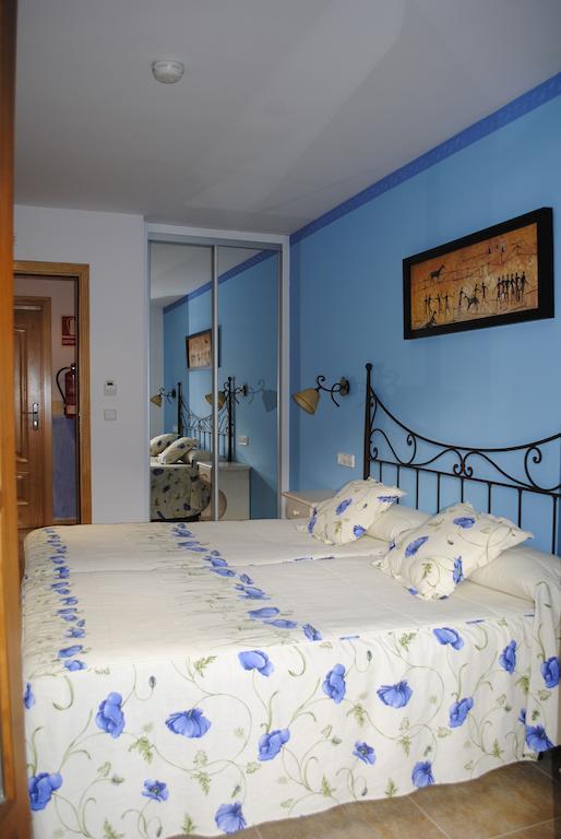 Hotel Rural La Corte De Los Pinares Винуэса Номер фото