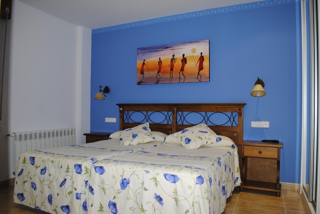 Hotel Rural La Corte De Los Pinares Винуэса Номер фото