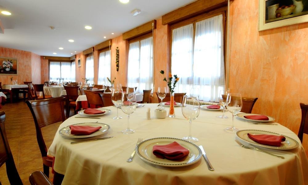 Hotel Rural La Corte De Los Pinares Винуэса Экстерьер фото